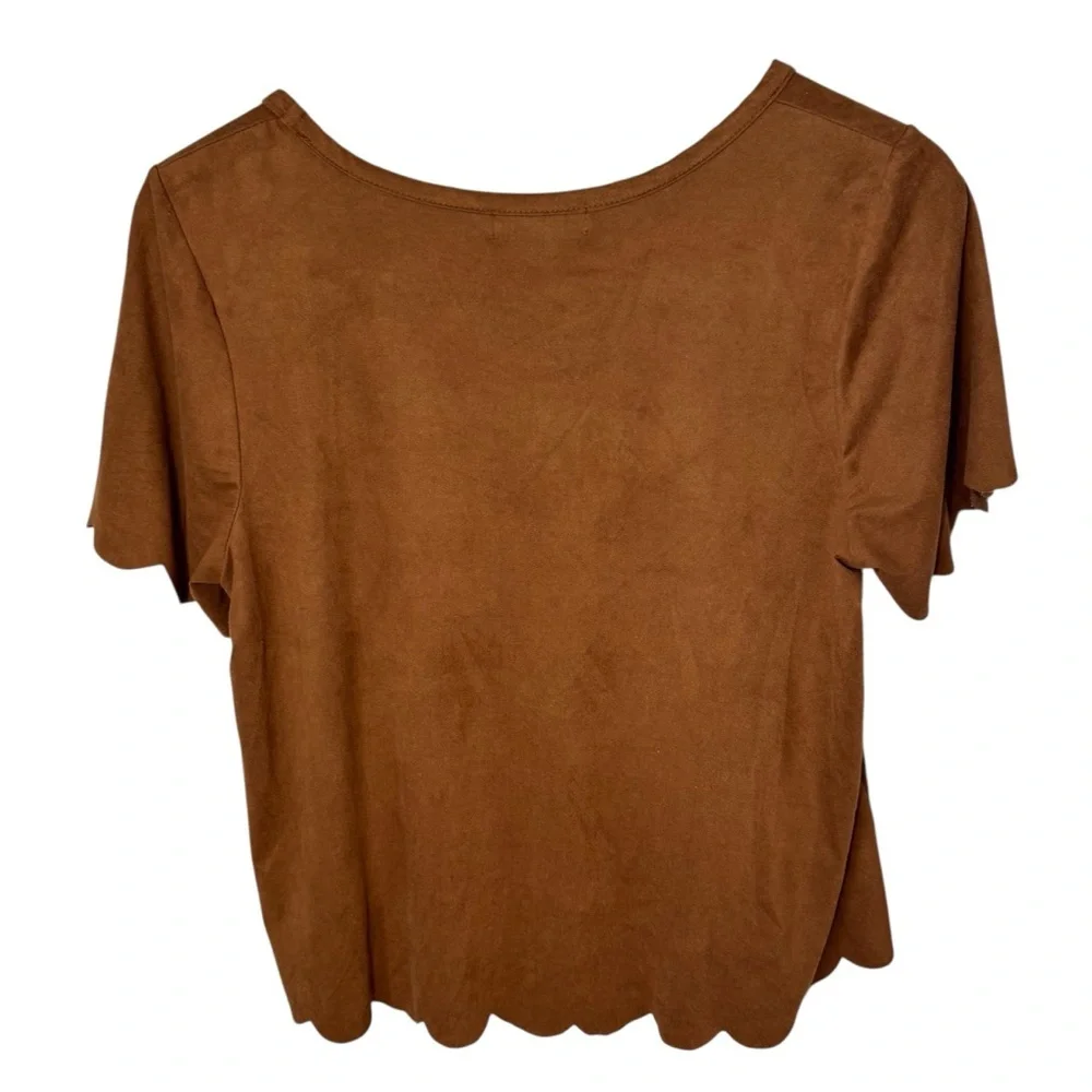 About A Girl Faux Suede Chocolate Brown Scalloped Hem Stretchy Soft Top Sz M
